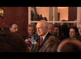 Prezident Václav Klaus mluví s novináři po volbě prezidenta