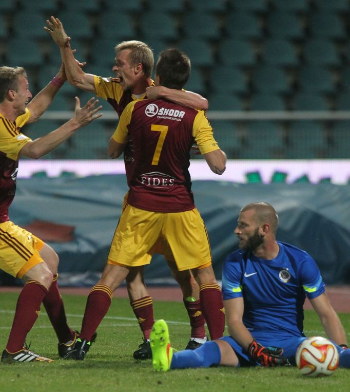 Dukla vs. Sparta, utkání Synot ligy