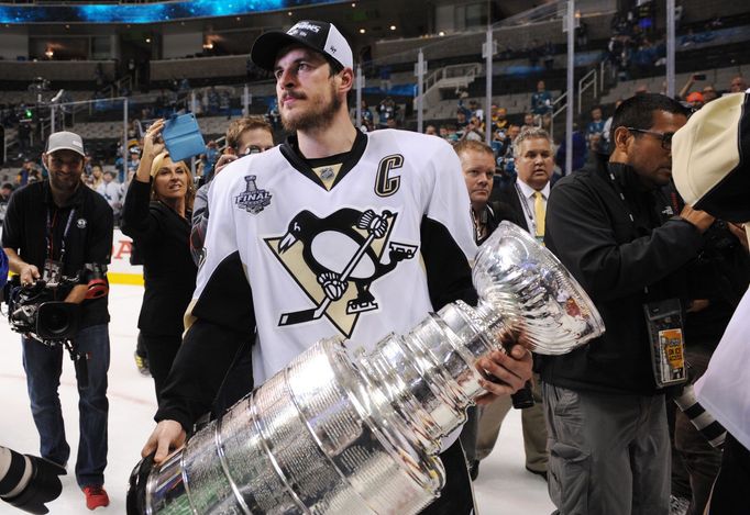 Pittsburgh - San Jose 6. finálový zápas SC. Crosby