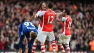 ...Tomáš Rosický v dresu Arsenalu vstřelil ligový gól do sítě Evertonu...