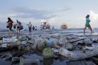 Bali se dočkalo. Ostrovní vláda zakázala plastové tašky, pomohly organizace i úklidy