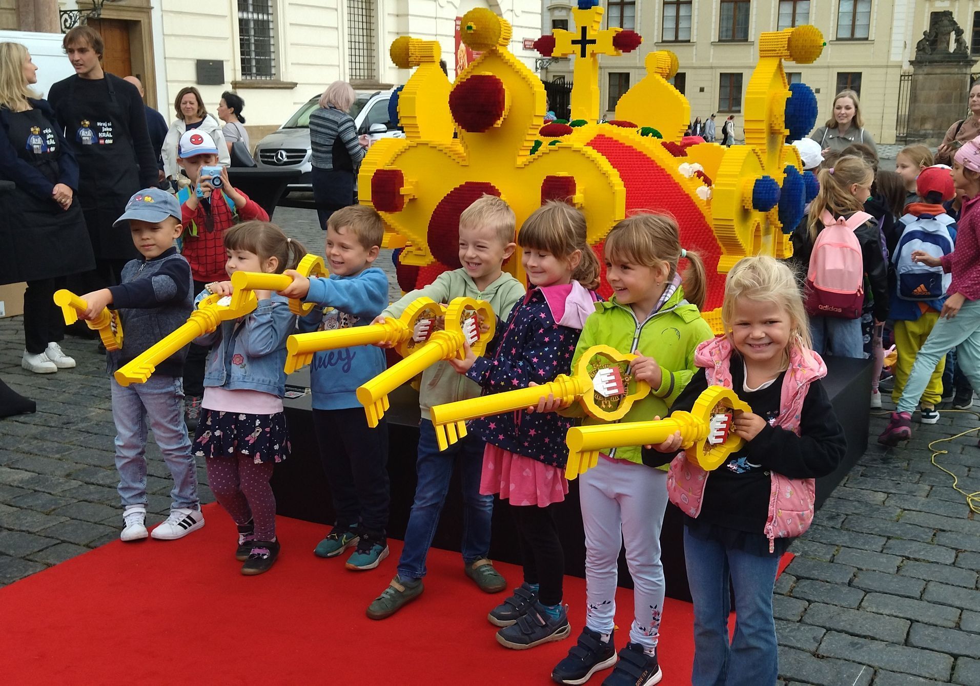 Svatováclavská koruna lego