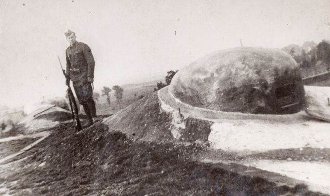 Reprofoto z publikace Mobilizace ve fotografie – Armáda a stráž obrany státu v letech 1938 – 1939, autoři Jiří Suchánek & Jaroslav Beneš