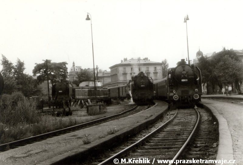 Nádraží Praha-Těšnov v den, kdy z něj odjel poslední vlak