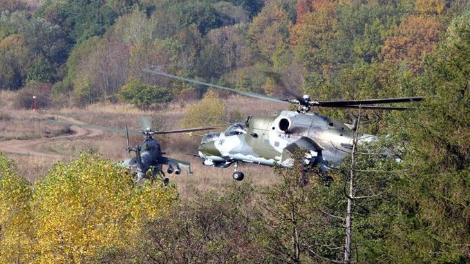 Armáda patrně odloží modernizaci vrtulníků, které mají sloužit i NATO