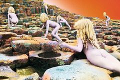Facebook smazal obal desky Led Zeppelin z roku 1973 kvůli fotce nahých dětí