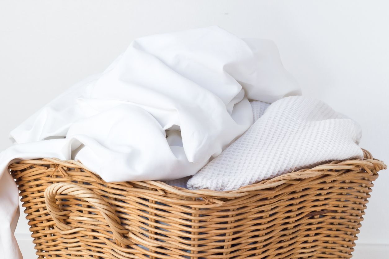 bílé prádlo, žena
