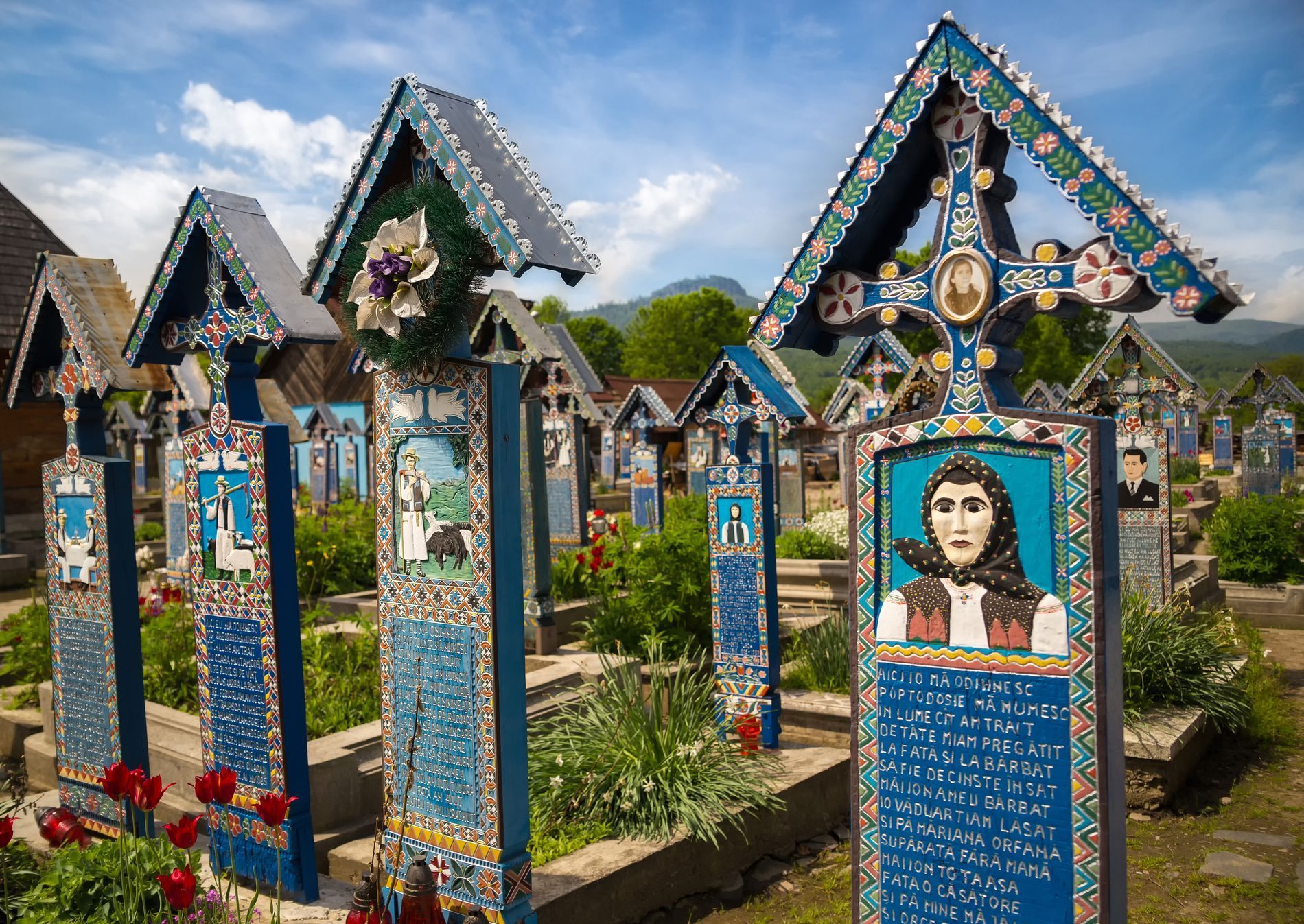 Veselý hřbitov v obci Săpânţa, Rumunsko