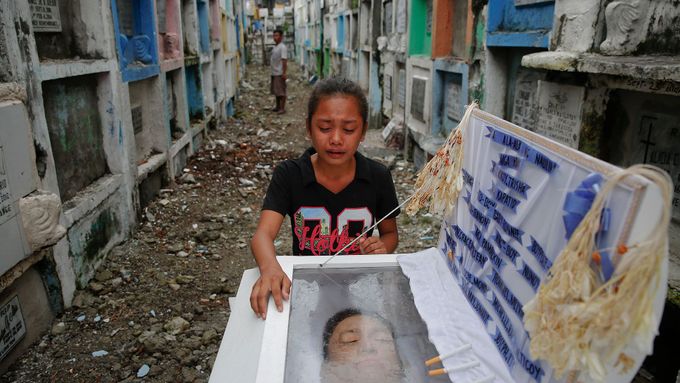 Protidrogové tažení na Filipínách si vyžádalo už přes 6000 obětí.
