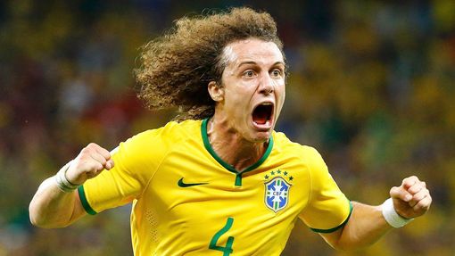 MS 2014, Brazílie-Kolumbie: David Luiz slaví gól