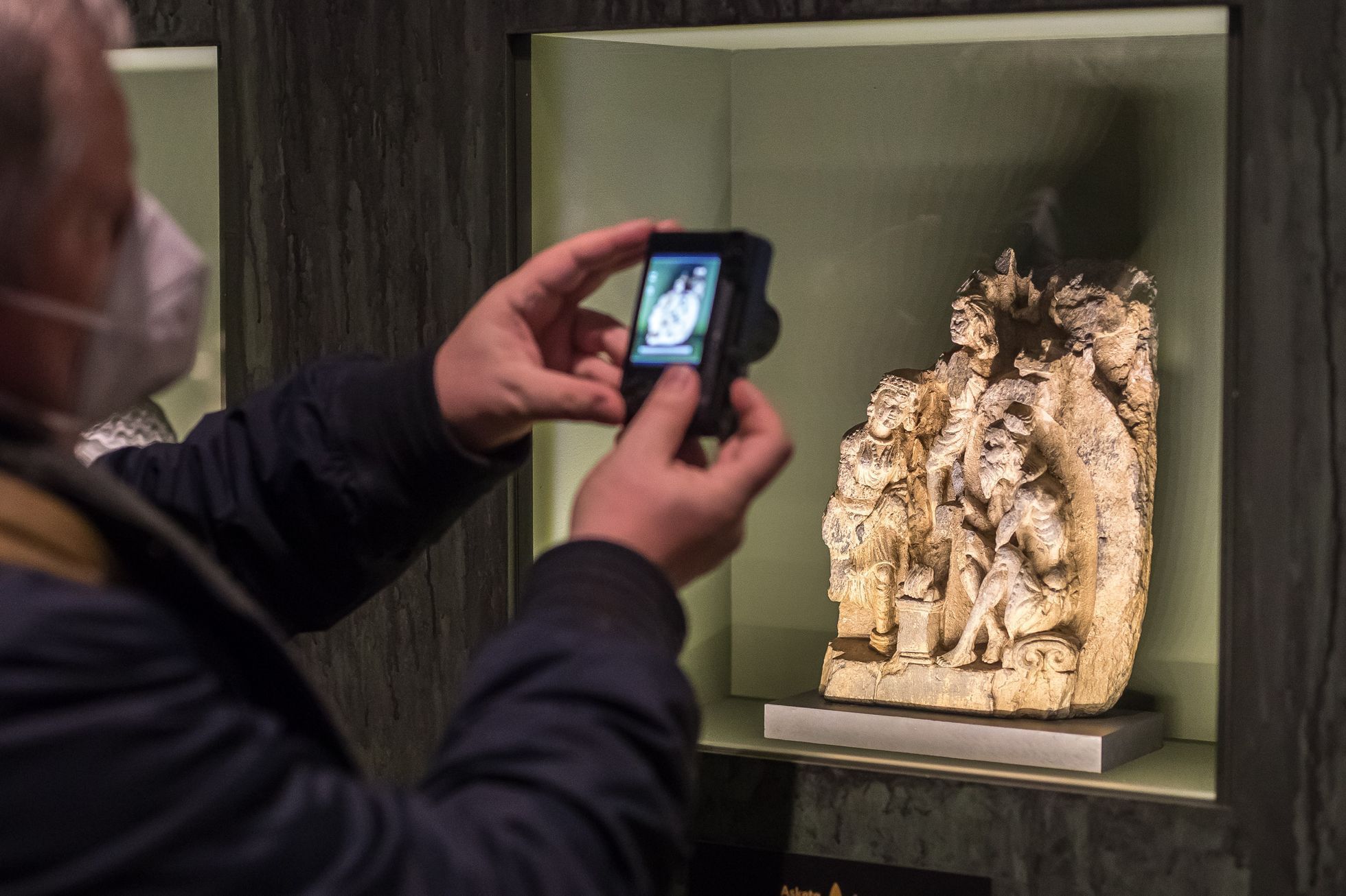 Výstava Buddha zblízka, Valdštejnská jízdárna, Národní galerie