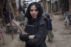 Žijí lidé ve Washingtonu hůř než v Kábulu? Berlinale promítá film o PJ Harvey