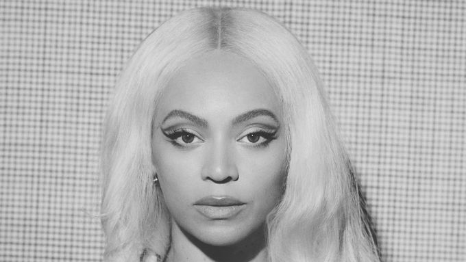 Zpěvačce a herečce Beyoncé byla před prvním vystoupením v americkém městě Atlanta odcizena dosud nevydaná hudba.