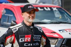 Ouředníček vyrazí na Dakar s novou Toyotou, chce zaútočit na svůj nejlepší výsledek