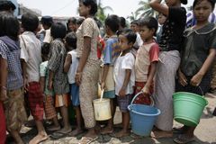 USA: Barmská junta zavinila desetitisíce úmrtí