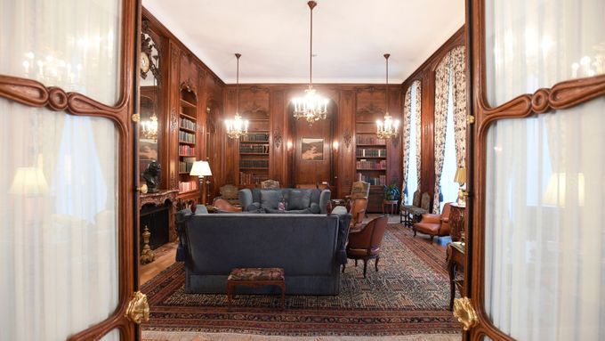Interiér Petschkovy vily, která slouží jako rezidence amerického velvyslance v Česku.