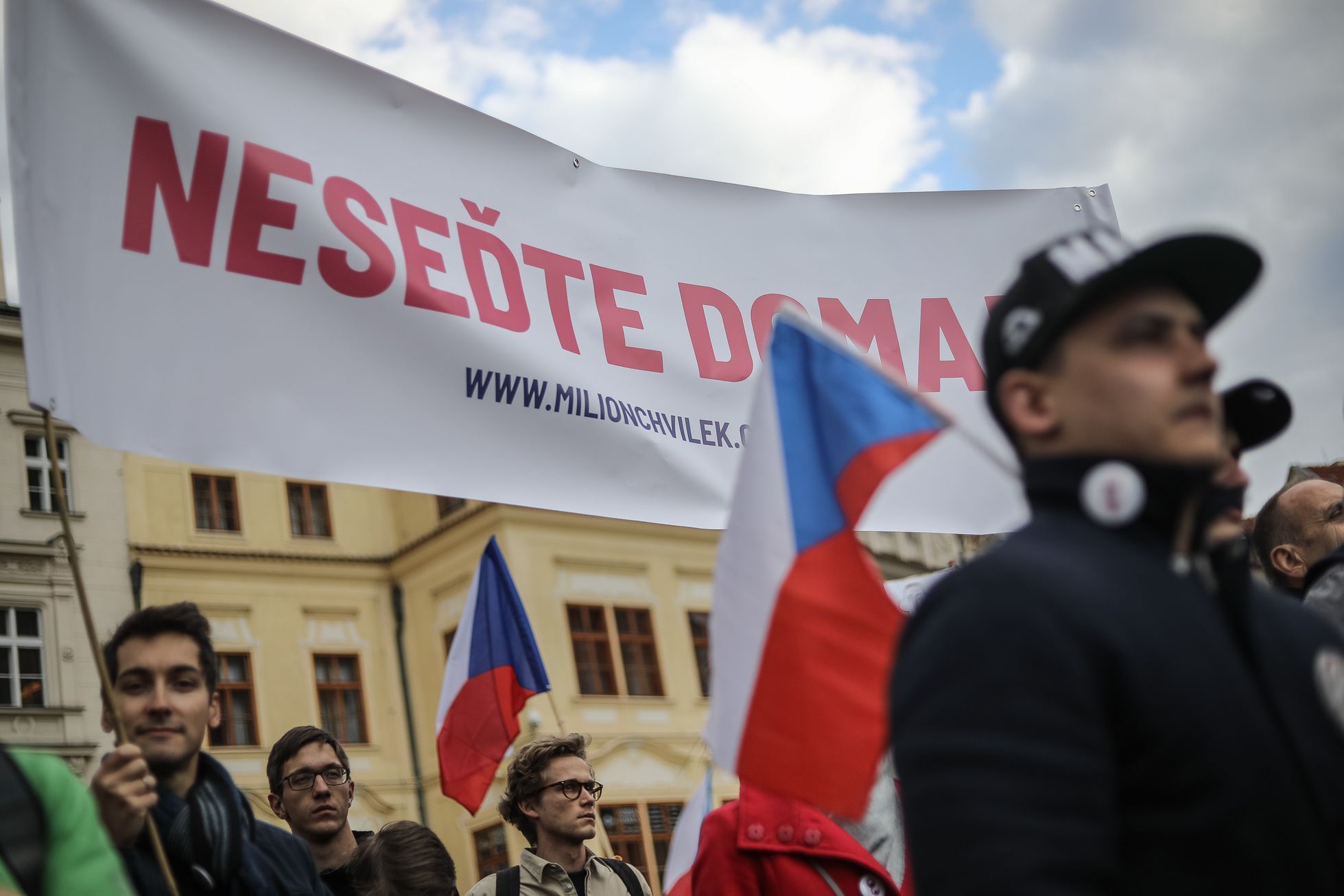 Třetí demonstrace proti Benešové a Babišovi a za spravedlivou justici, Staroměstské náměstí, Praha