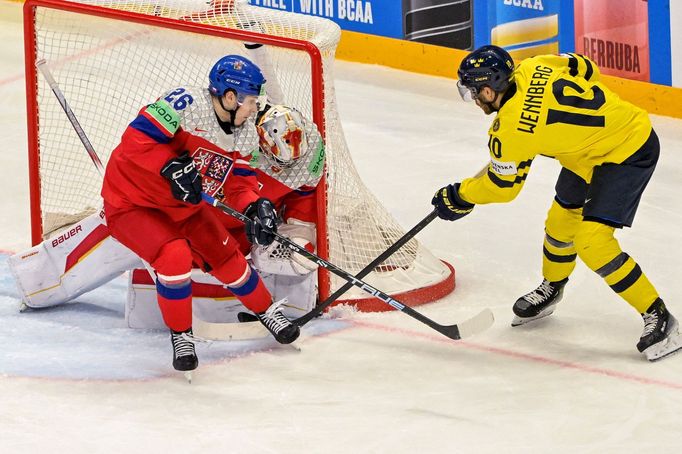 Jiří Ticháček a Alexander Wennberg ve čtvrtfinále MS 2025 Česko - Švédsko