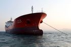 Jihokorejci zadrželi čínskou loď, která podle nich dovážela naftu do KLDR