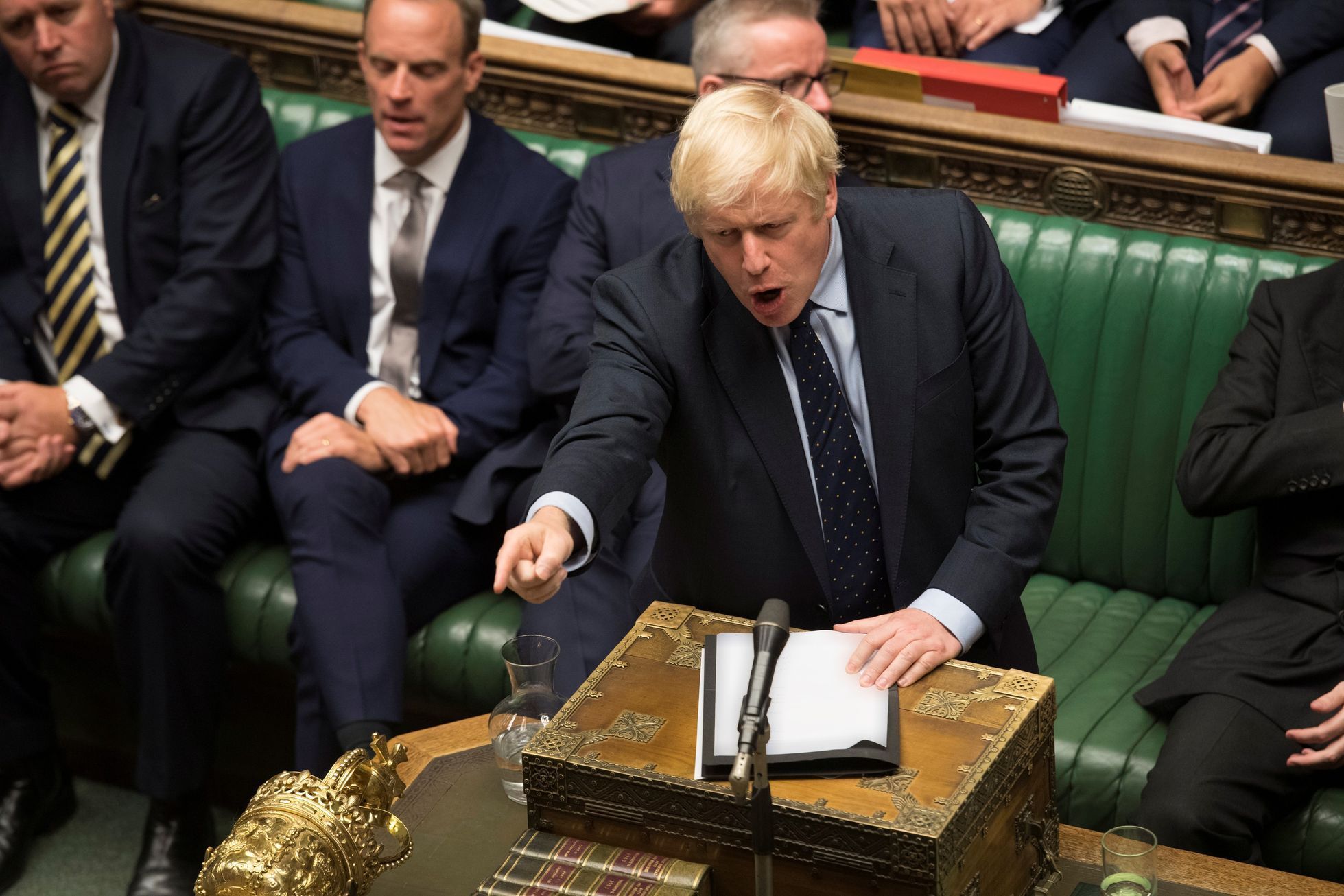 Britský premiér Boris Johnson v parlamentu.