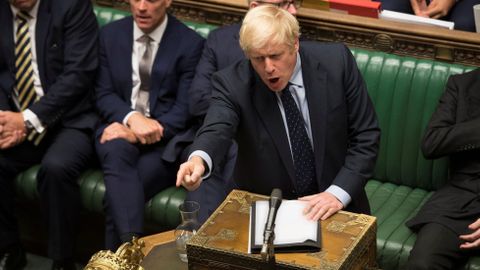 Johnson válku o brexit neprohrál, v nových volbách by byl favoritem, říká Hošek