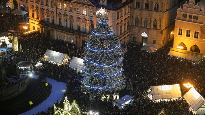 Slavnostní rozsvícení vánočního stromu, 1. prosince 2018 na Staroměstském náměstí v Praze.