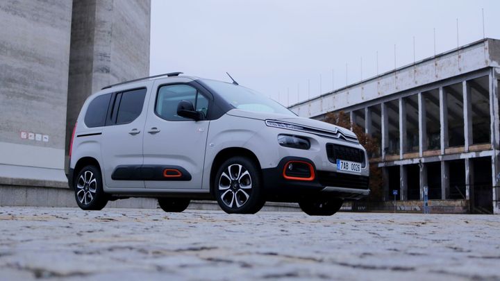 MPV vymírají, nahradit je musí osobní dodávky. Vyzkoušeli jsme nový Citroën Berlingo