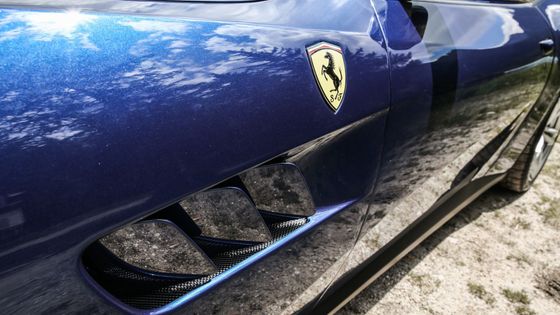 Foto: Vyzkoušeli jsme nové Ferrari GTC4 Lusso. Superkombík pohání dvanáctiválcový motor a 690 koní