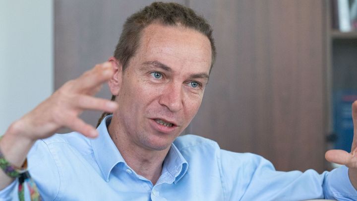 Jak je to možné? Čím to ospravedlníte? Bartoše grilovali v Senátu kvůli digitalizaci