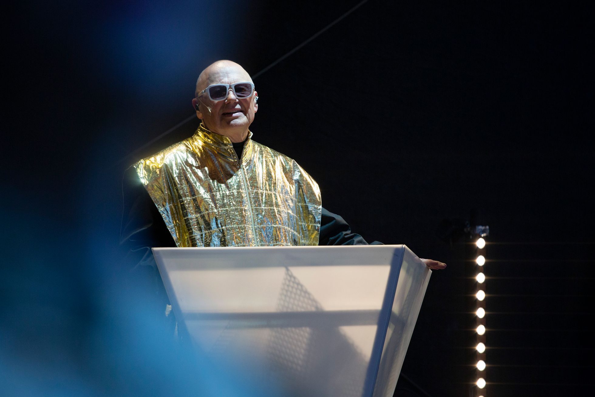 Nebesa, Losers Cirque Company