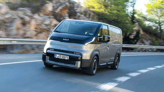 Spalovací motor už nedává smysl, zní z Kie. Brzy přijede i elektrická obytka