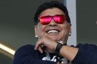 I Maradona se musí chovat slušně, vzkázala legendě FIFA