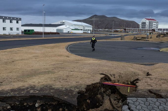 Vesnice Grindavík leží přímo pod islandským vulkánem.