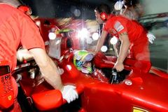 Druhý trénink v Monze ovládl po dešti Räikkönen