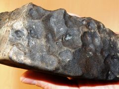 Meteorit o hmotnosti 1,3 kilogramu, který se našel v Německu.