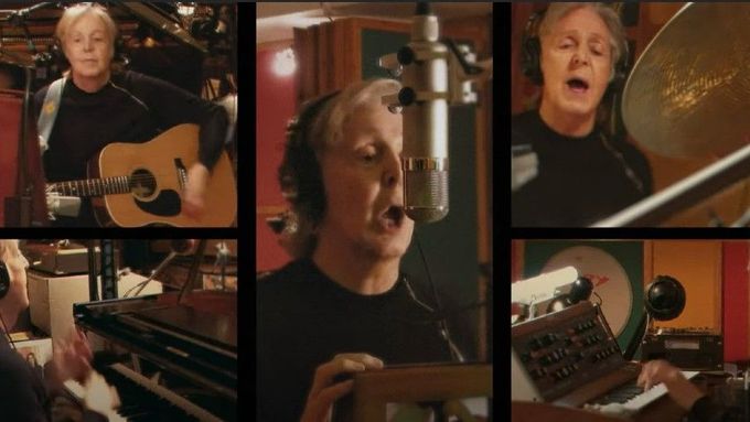 V písni Find My Way využil McCartney cembalo, elektrickou kytaru Les Paul i syntezátor Minimoog.