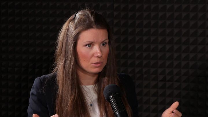 "Jsi paranoidní, běž se léčit." Zákeřná manipulace dokáže člověka poslat až ke dnu