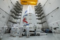 Evropská sonda za pár dní odstartuje ke Slunci, na palubě má i zařízení z Česka