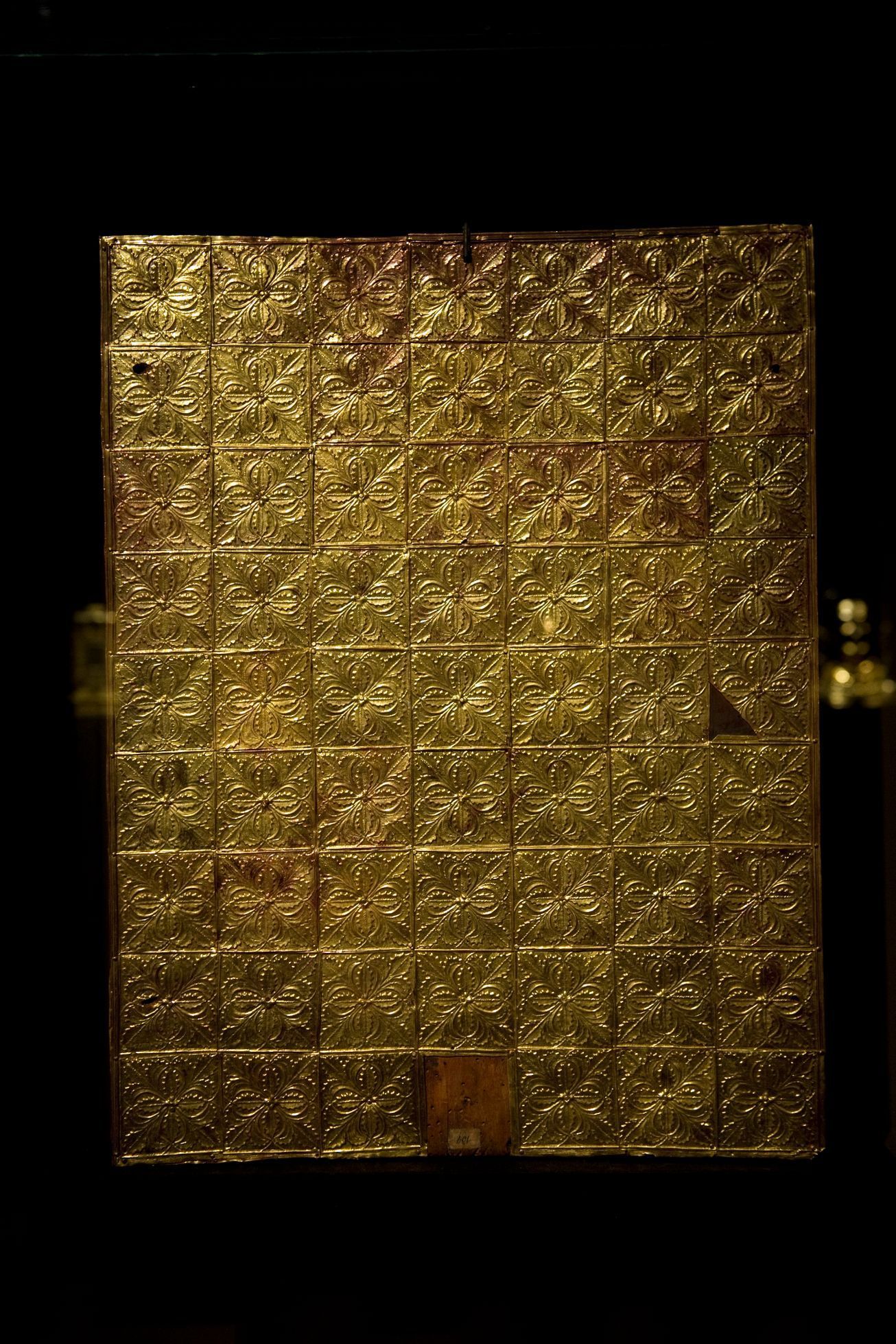 Otevři zahradu rajskou s podtitulem Benediktini v srdci Evropy, 800–1300