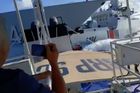 Čína si musí drbat hlavu. Lodní honička na Filipínce skončila strašnou ránou
