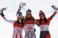 Anna Veithová, Ester Ledecká a Tina Weiratherová na stupních vítězů v super-G na ZOH 2018
