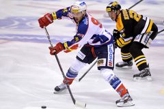 Hokejový útočník Kousal odchází z Pardubic do KHL