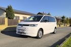 Nejvýkonnějším provedením Multivanu je plug-in hybrid, zároveň ovšem i nejdražší.