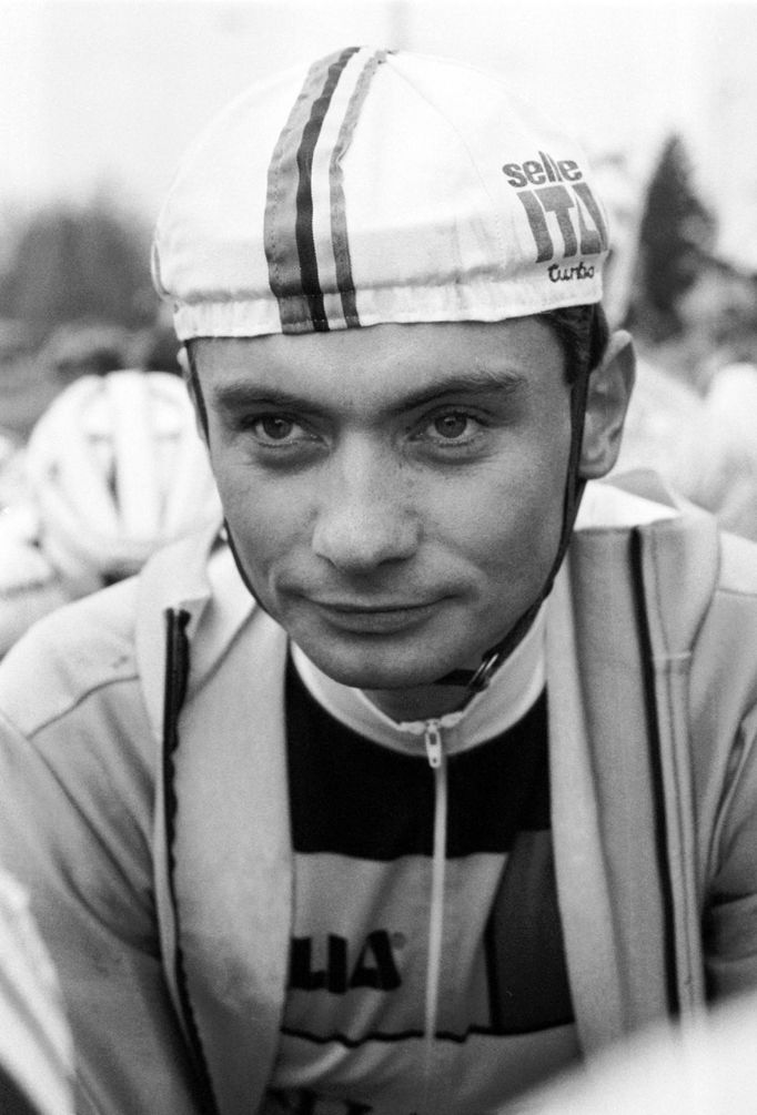 Radomír Šimůnek, čs. reprezentant v cyklokrosu před závodem Superprestige (1990).