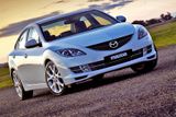 Mazda 6 v nové generaci se pozvolna ukazuje na fotografiích. Nyní je na hatchback sleva 150 tisíc korun a lze ji mít od 503 900 korun.