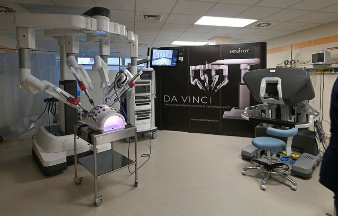Nový robotický systém v jihlavské nemocnici.