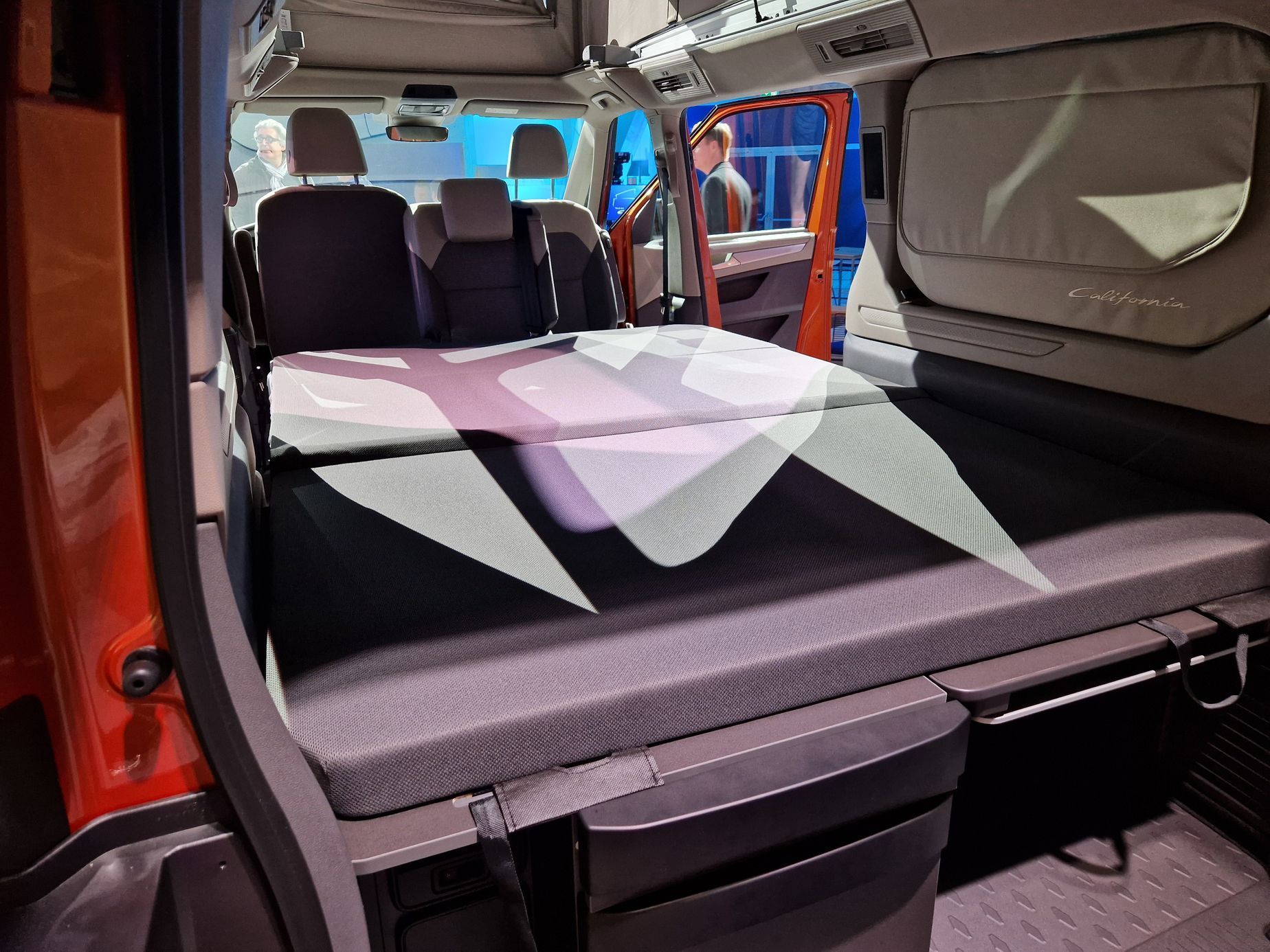 Volkswagen California živě