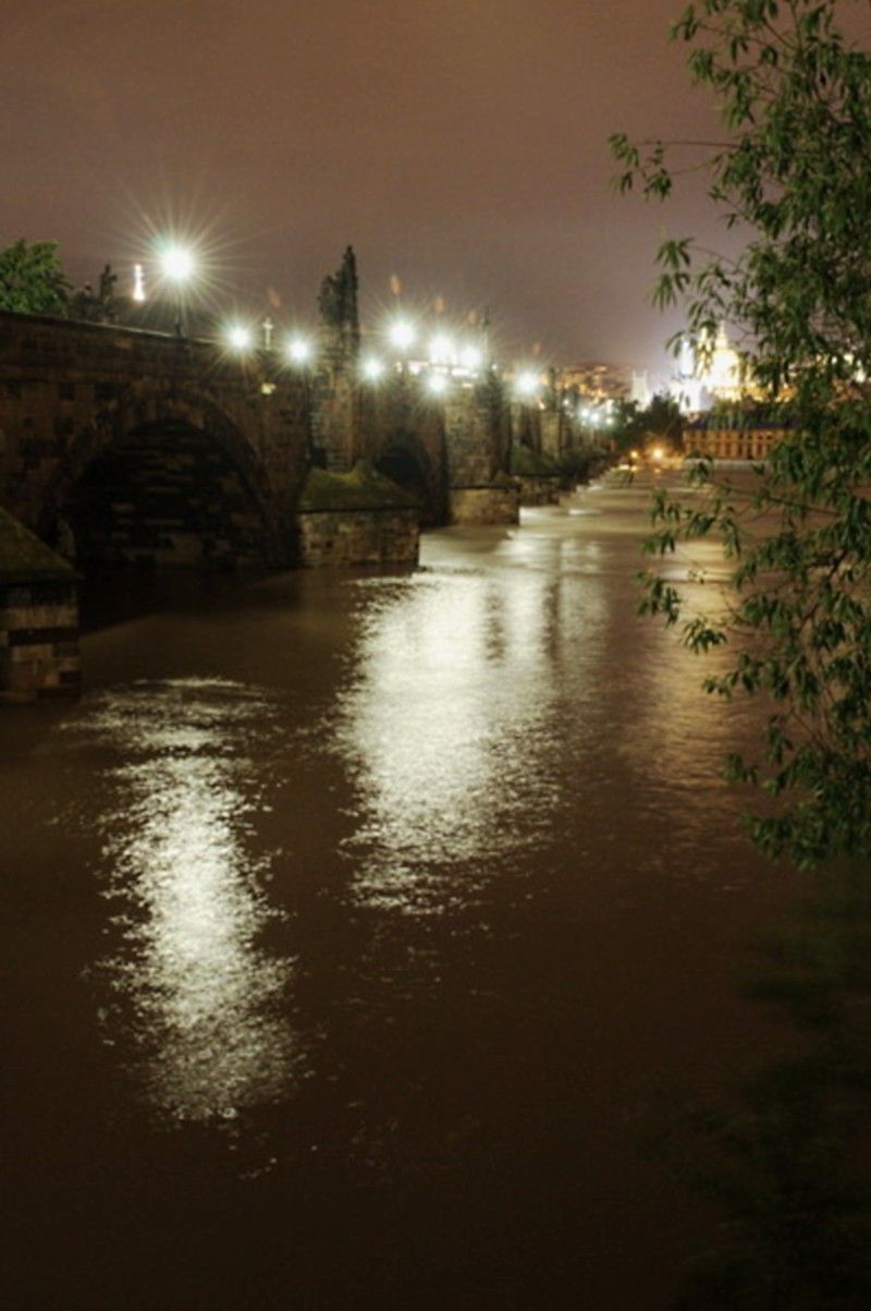 Povodeň červen 2013 - noční Praha