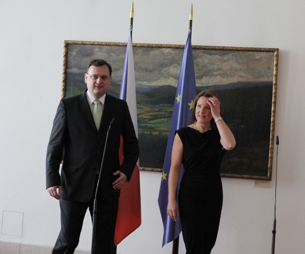 Místopředsedkyně vlády Karolina Peake
