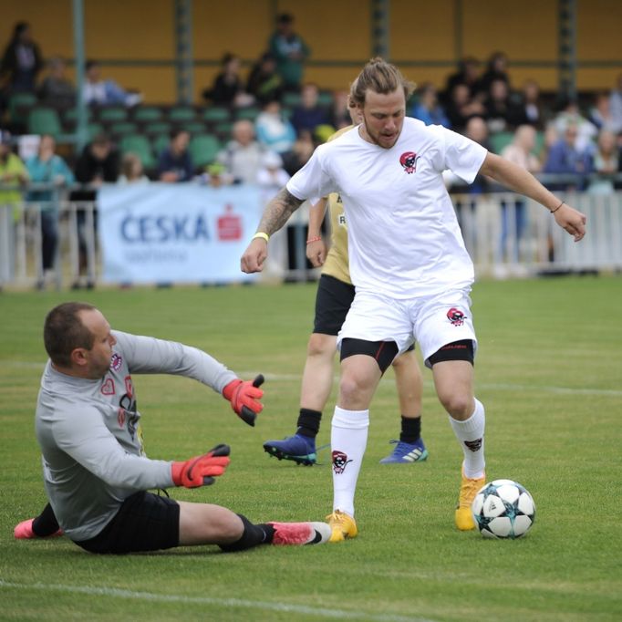 David Pastrňák si s míčem vedl stejně jako s pukem, vstřelil nejvíce branek z týmu Jakuba Voráčka